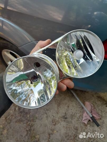 Отражатель фары приора правая