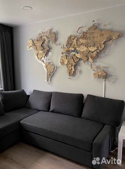 Деревянная карта мира на стену