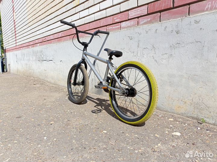 Трюковой велосипед BMX бу