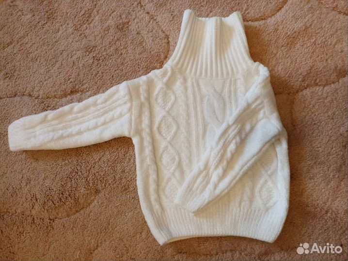 Свитер детский 80 новый белый