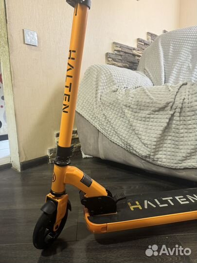 Самокат детский электрический