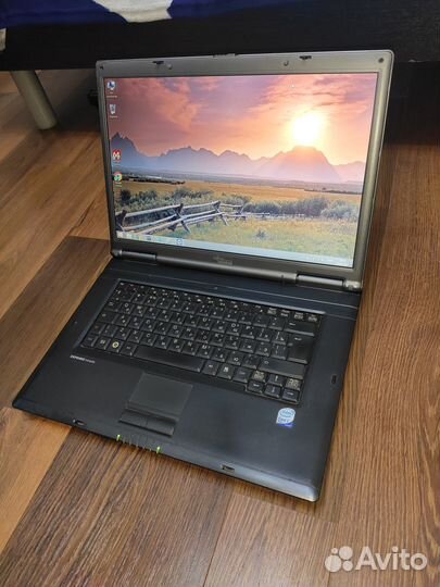 Ноутбук Fujitsu-Siemens esprimo Mobile V5535