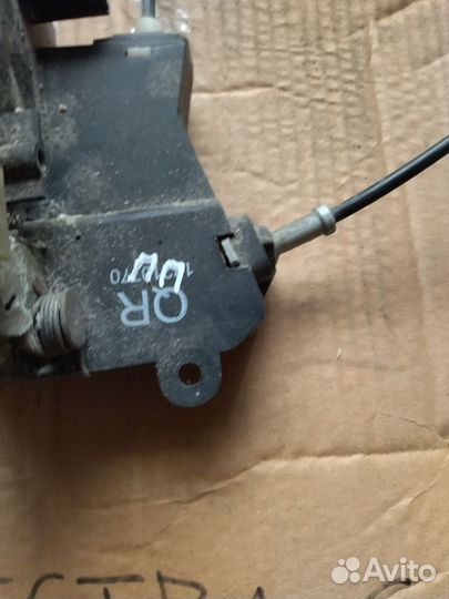 Замок двери передний правый opel vectra С опель ве