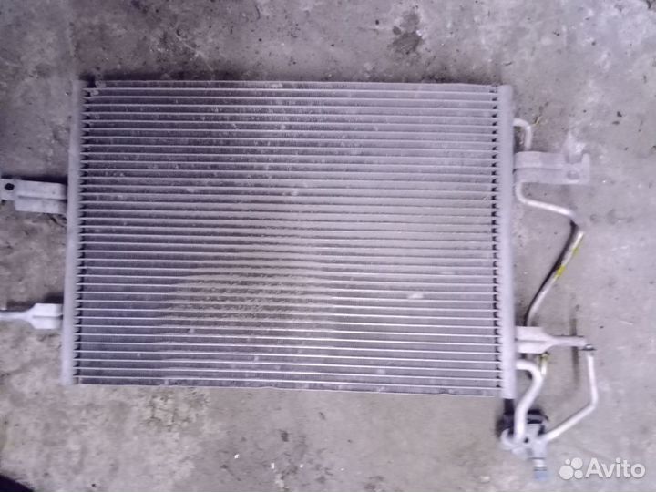 Радиатор кондиционера Опель Мерива
