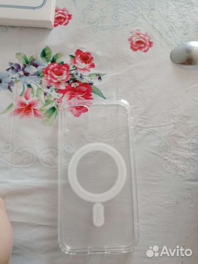 Чехол на iPhone 11