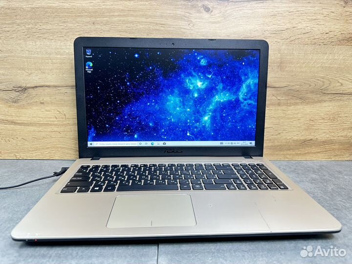 Ноутбук asus RAM 2GB/AMD E1-6010/SSD 120gb