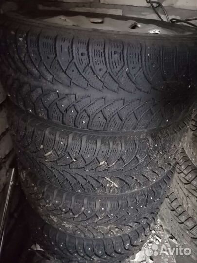 Nordman Nordman 4 215/65 R16