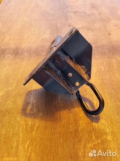 Буксировочная петля для jeep KJ