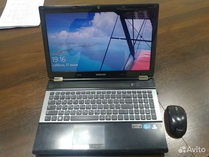 Ноутбук 15.6' Samsung rc530 i7 ssd 240gb 8gb озу