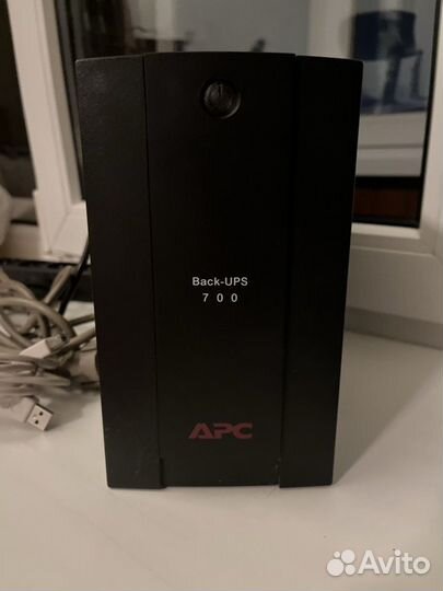 Ибп APC Back-UPS BX700UI