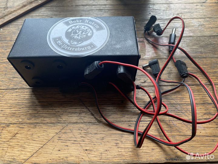 Блок питания для педалей