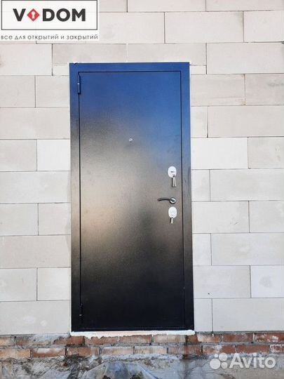 Дверь входная металлическая