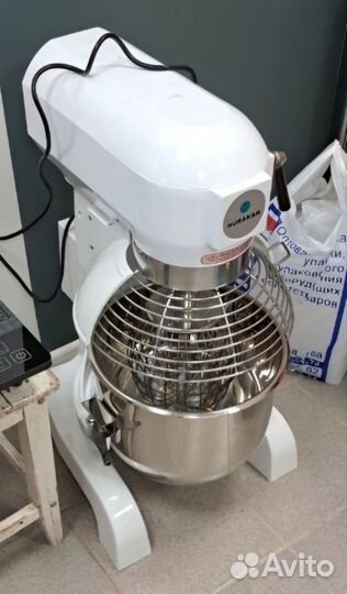 Миксер планетарный