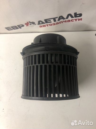 Мотор печки Opel Vectra B седан X16XEL 1.6 1999