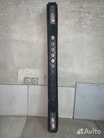 Усилитель бампера передний Volkswagen Passat B5