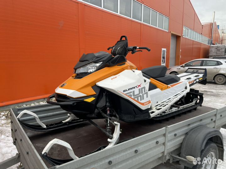 BRP SKI-DOO summit 154 850 etec