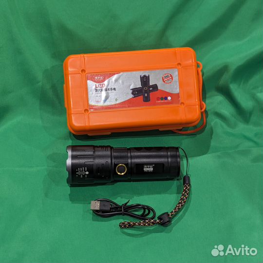 Ручной фонарь светодиодный PN-072 1000 люмен 20Вт