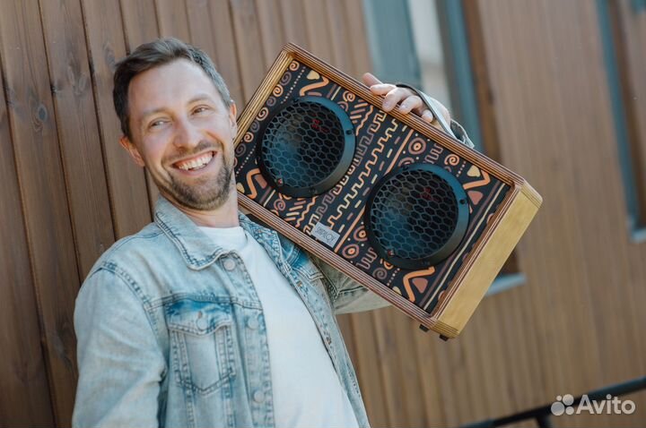 Авторский бумбокс (bluetooth колонка)