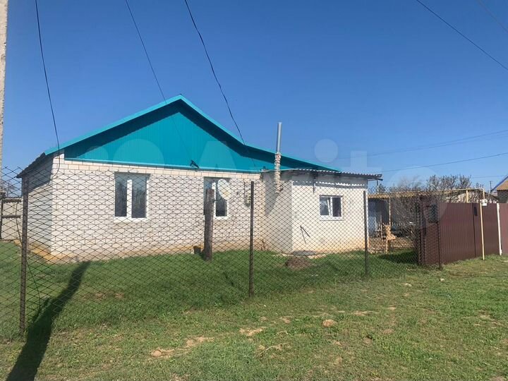 Дом 52 м² на участке 8 сот.