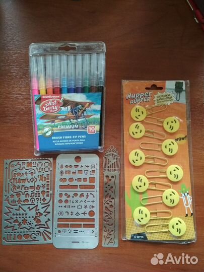 Фломастеры, трафареты, скрепки