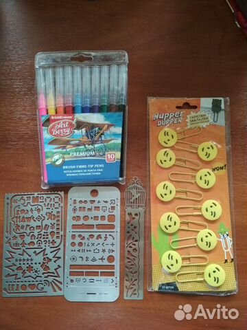 Фломастеры, трафареты, скрепки
