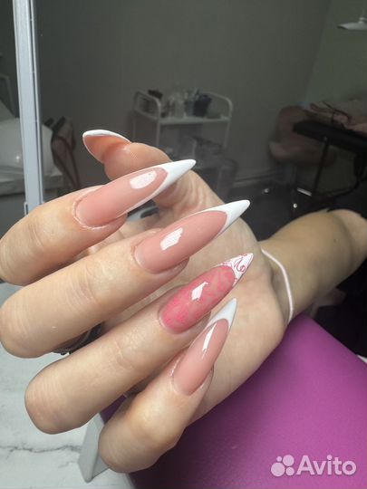 Маникюр