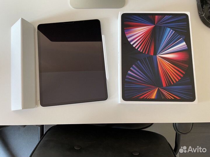 iPad Pro 12,9 / M1 / 5th Generation / 256GB