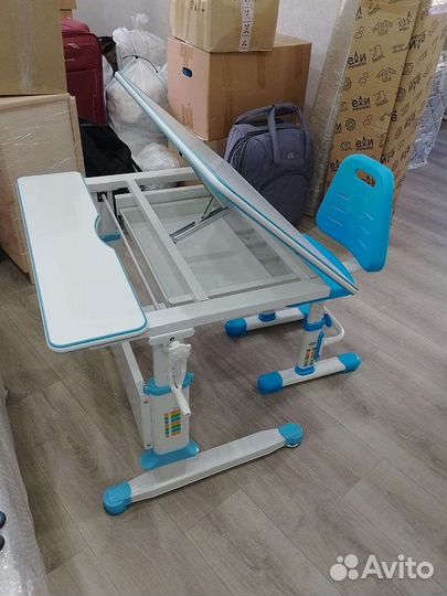 Растущая парта и стул