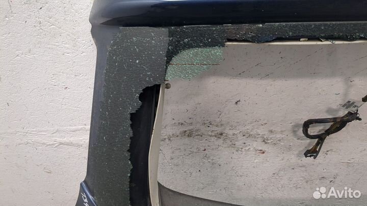 Крышка багажника Opel Meriva 2010