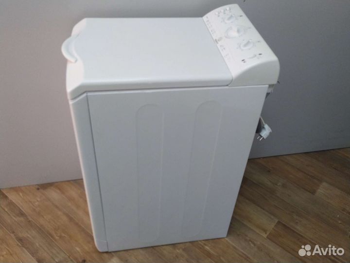 Стиральная машина с вертикальной загрузкой