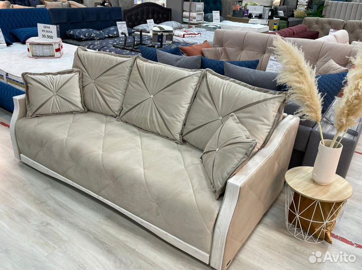 Диван 220см,раскладной,новый