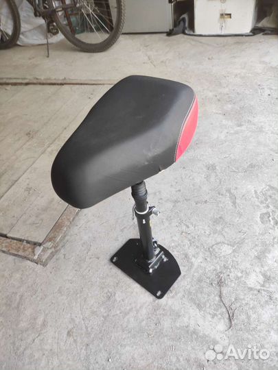 Сиденье на электросамокат