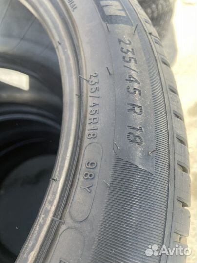 Michelin Primacy 4+ 235/45 R18 98Y