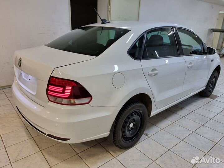 Заднее стекло фольксваген поло 2019 год