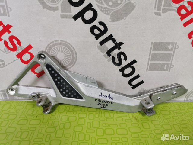 Кронштейн подножки левый Honda Cb600F hornet 2005