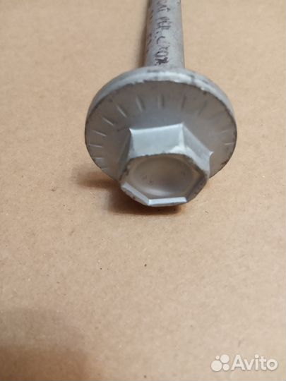 Развальный болт задней подвески на бмв е39