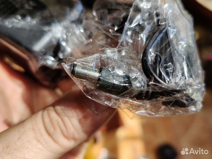 Блок питания roger lseu-008 AC13.8V/300mA