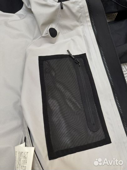 Куртка And Wander