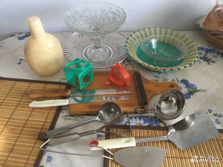 Посуда СССР (60-80 гг.), сковорода, чеснокодавка