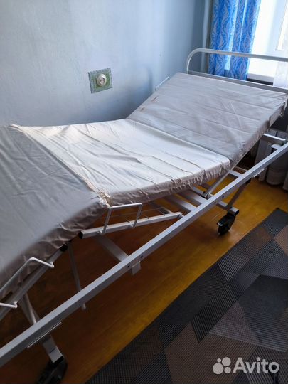 Кровать для лежачих больных бу
