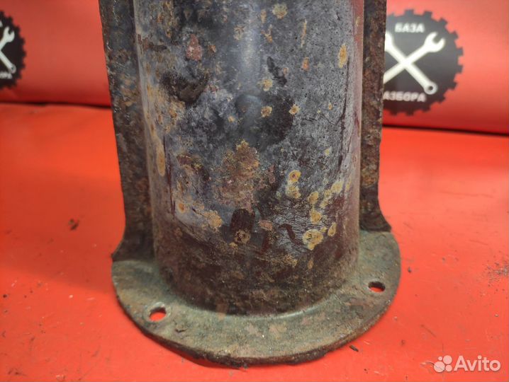 Кронштейн амортизатора LR Discovery 1 1989-1998