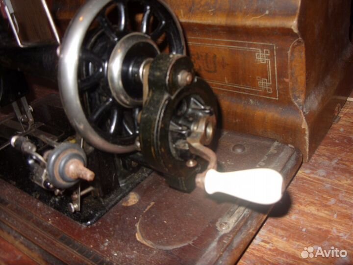 Винтажная швейная машинка, производство Германия