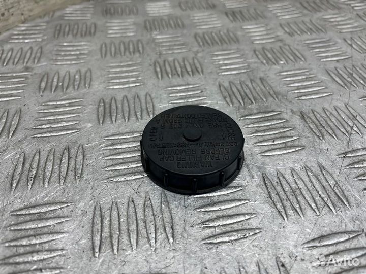 Крышка бачка тормозной жидкости Nissan X-Trail T31