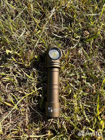 Фонарь налобный ArmyTek Wizard C2 Pro Magnet Olive