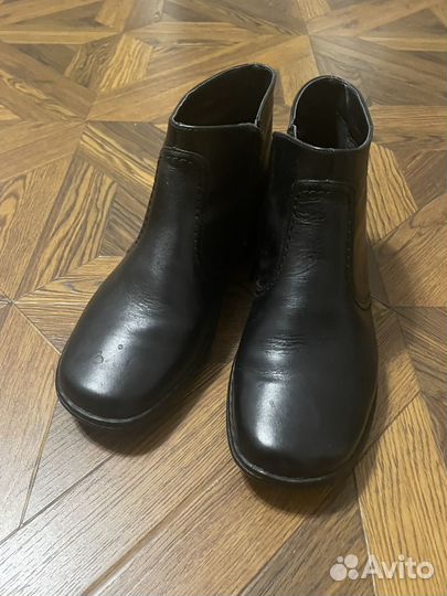 Ботинки женские демисезонные 37 р