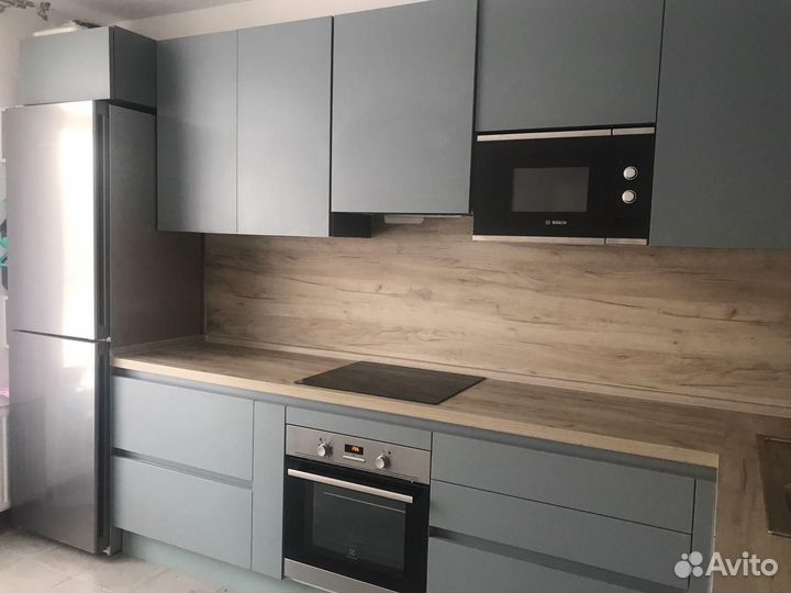 Кухня под потолок из мдф на заказ