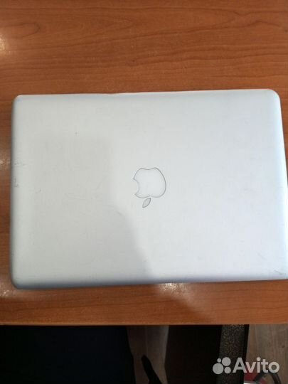 Ноутбук Apple Macbook Pro 13 Mid 2010