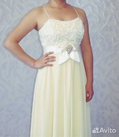 Вечернее платье