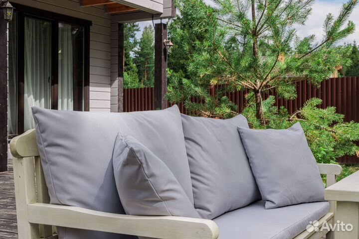 Комплект мебели из дерева