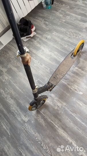 Самокат взрослый Roces RSC200-BG Лимит 80кг Чёрный